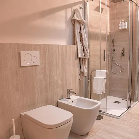 Apartmán Interno 8 *