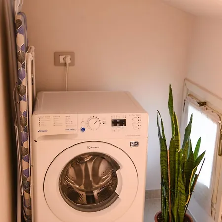 Interno 8 * Rawenna